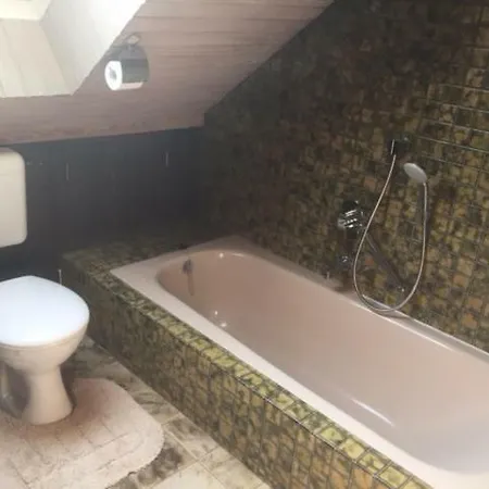 Duesseldorfer Quarto em Acomodações Particulares *